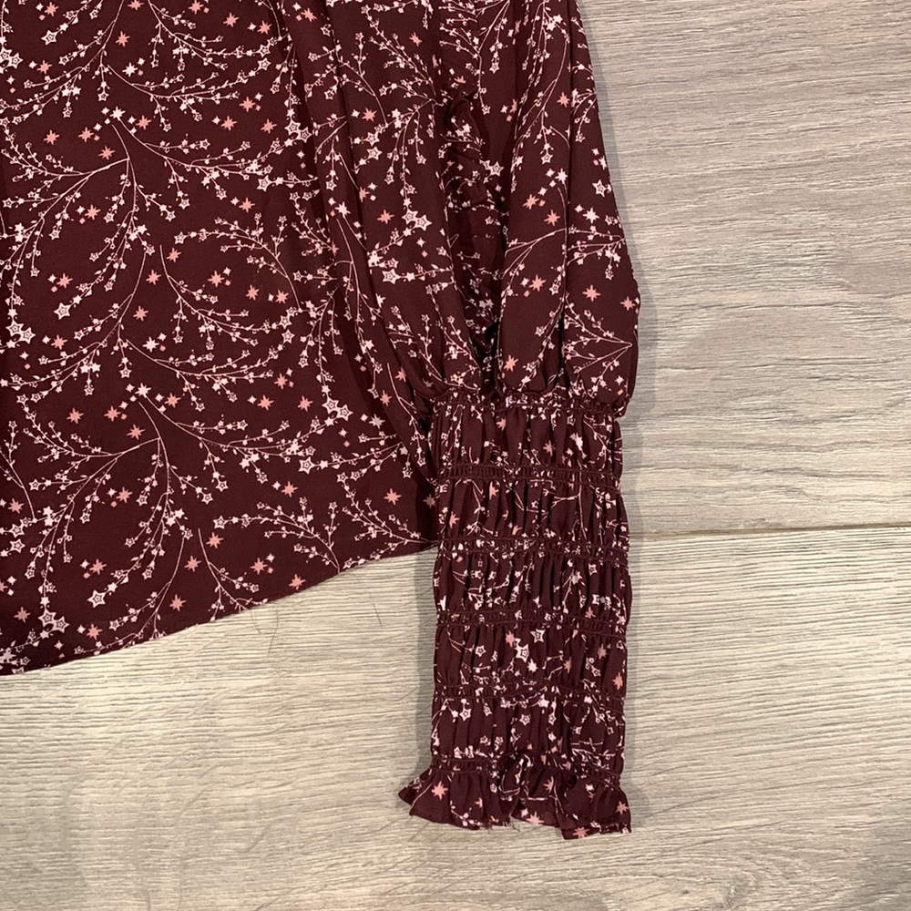 Bubble Sleeve Top - image 4